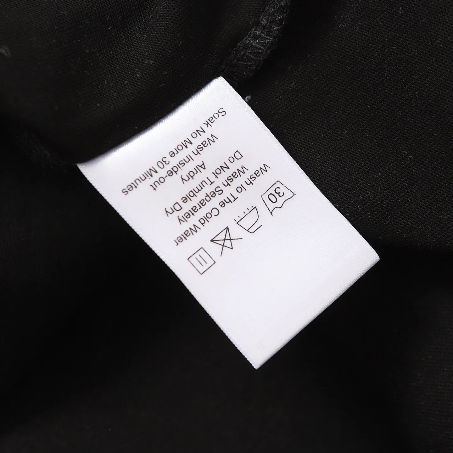 #active Black | THAT'S A AWFUL LOT OF COUGH SYRUP In Stock Real shot American simple trendy brand loose casual T-shirt Fabric (fabric): 32 counts Weight combed double yarn pure cotton Sizes (size): S-M L X L Color (colour): Active Black